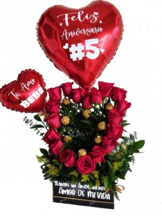 CAJA CORAZON ROSAS ROJAS